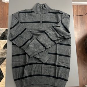Old Navy 1/4 Zip sweater